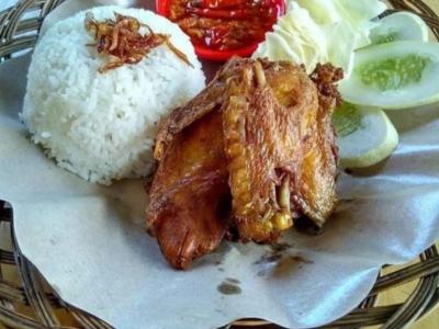 Paket Nasi Ayam Lalapan Sambel
