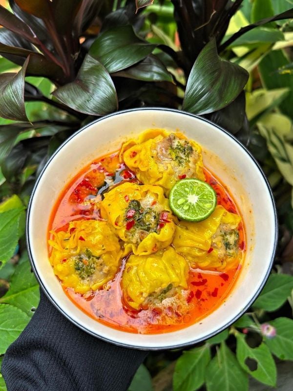 Dimsum/Pangsit Kuah Gomak