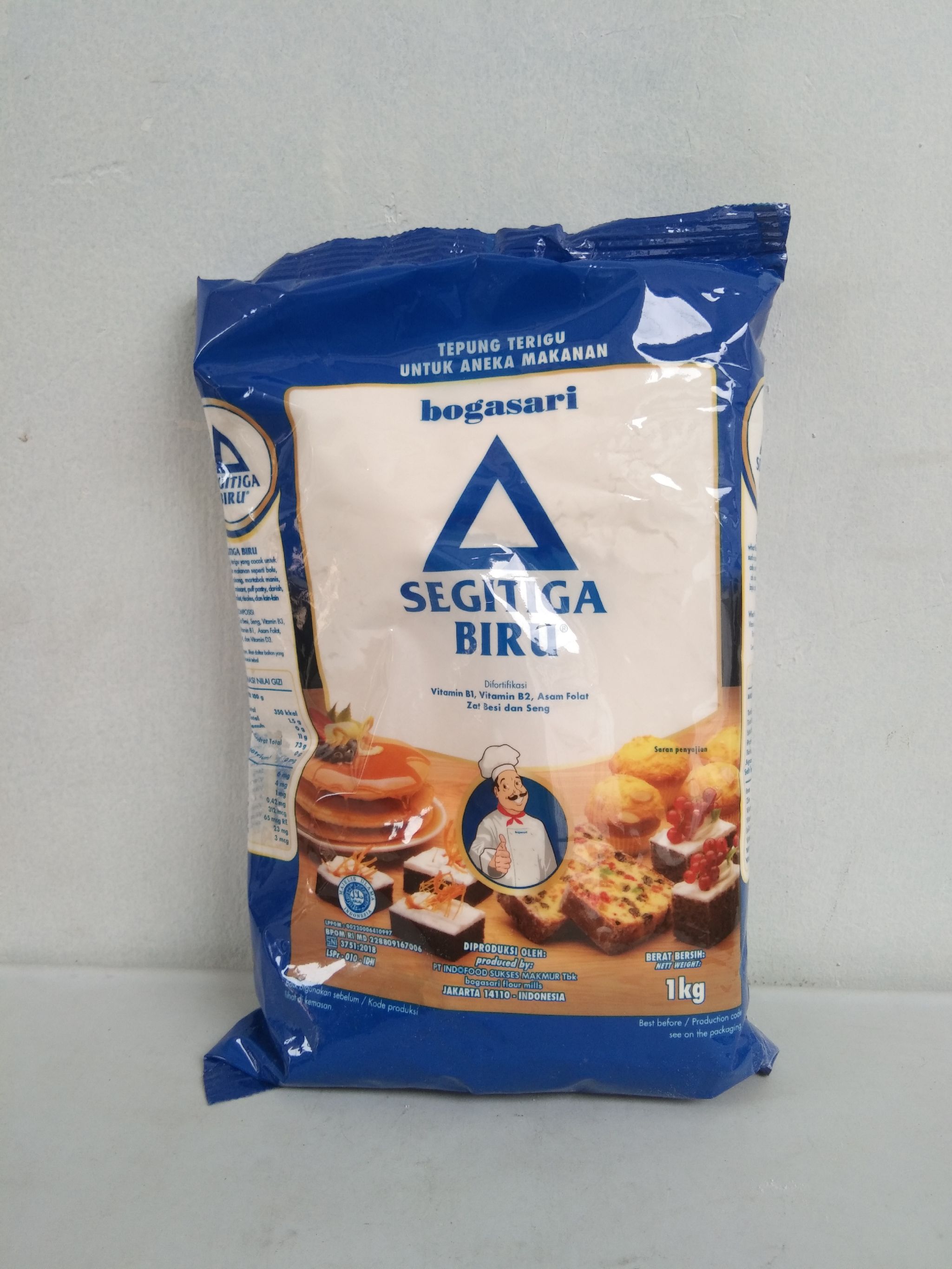 Terigu segitiga biru