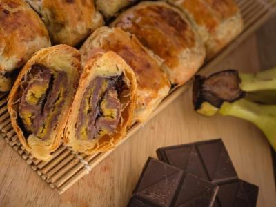 pisang bollen coklat