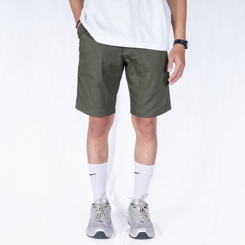 Short Chino