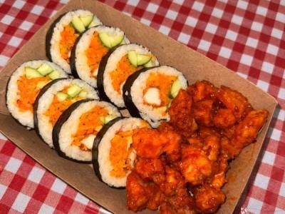 Kimbab 8 Potong & Ayam Saus